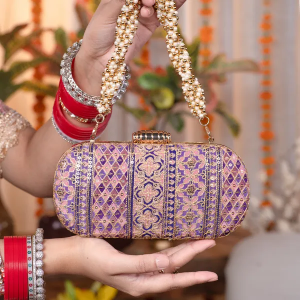 Nayira_Brocade_Luxe_Clutch